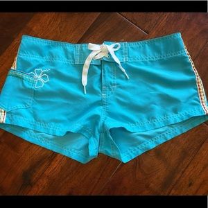 SOLD - Bikini 101 board shorts size small